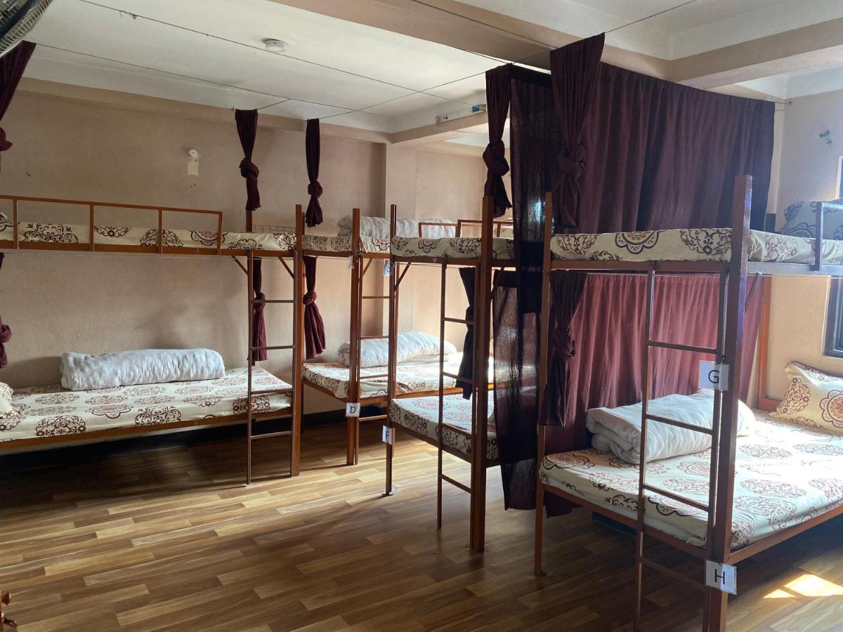 Planet Nomad Hostel Катманду Екстериор снимка